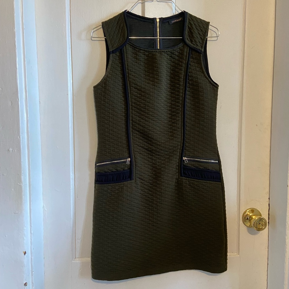 Dark Green Textured Quilted Mini Dress with Zippered Pockets